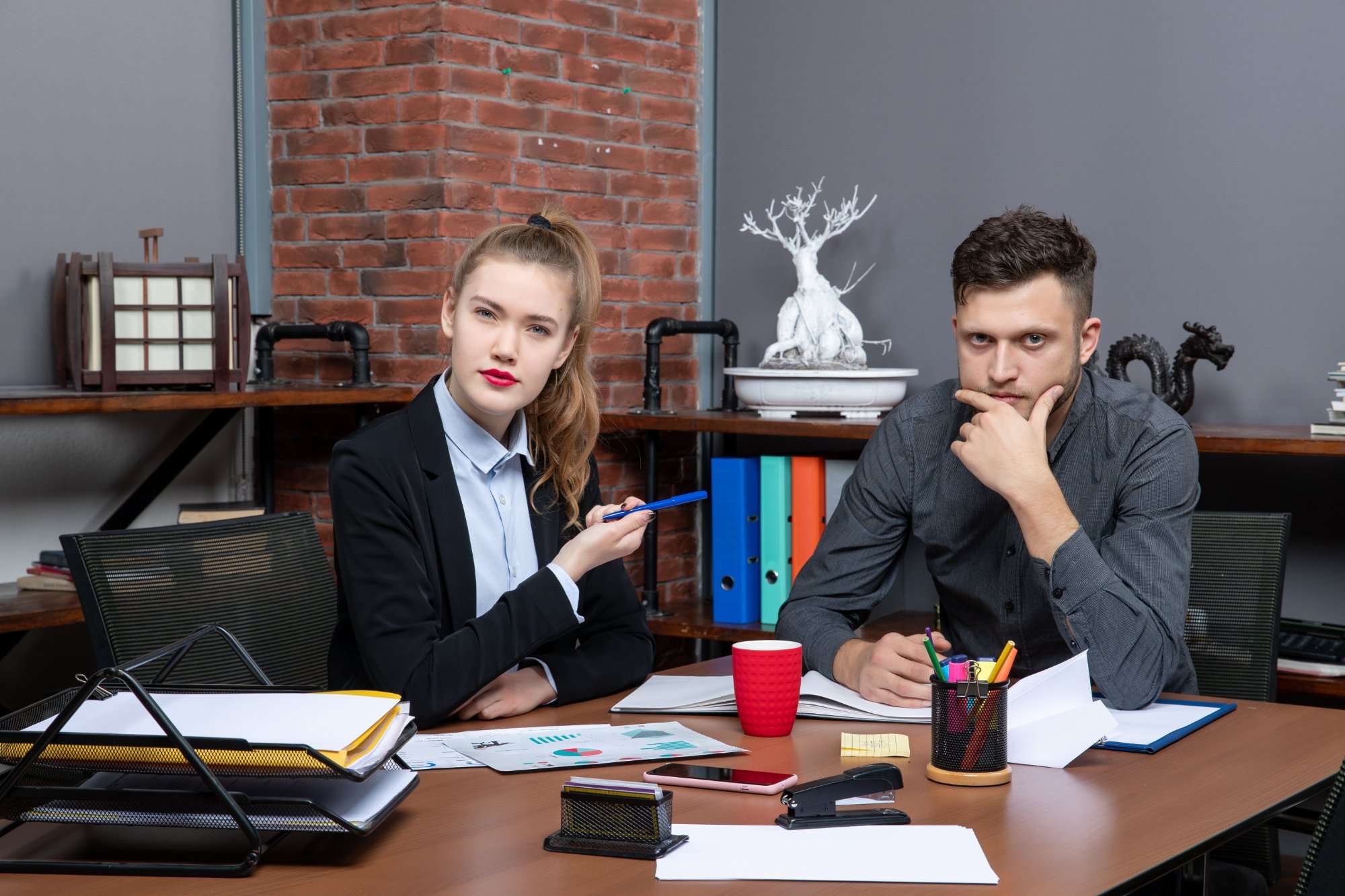 Outsourcing vs Insourcing: Key Differences Every Business Should Know